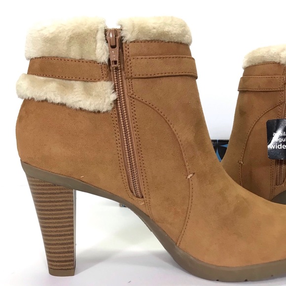NIB Liz Claiborne Scrappy Heeled Ankle Booties - Picture 13 of 16
